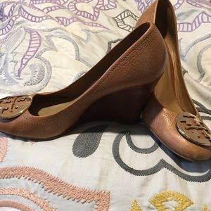 Tory Burch Tan wedges